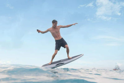 Waydoo Flyer ONE lets you carve through the water at an unbelievable 22mph